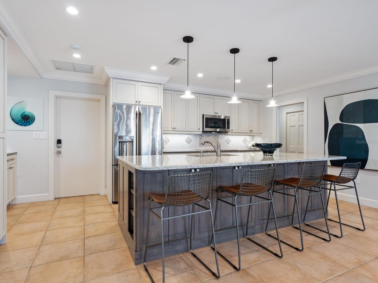 Image 10 of 44 For 606 Owl Way 