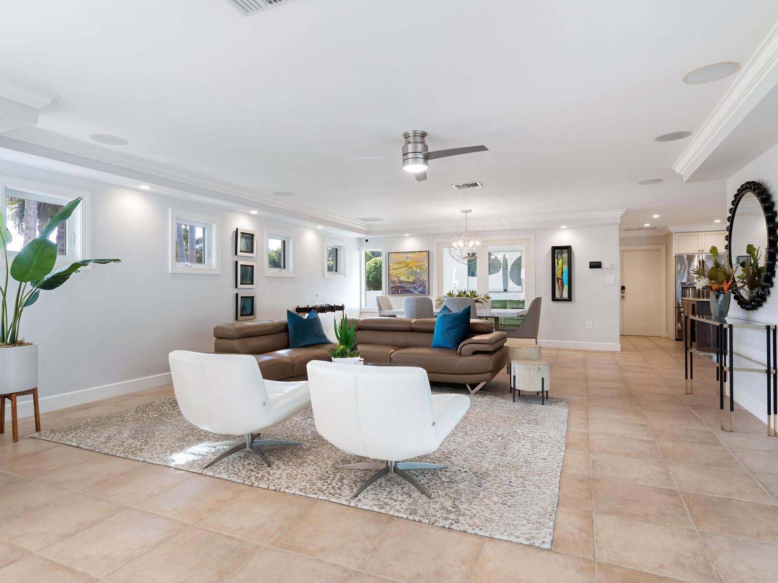 Image 3 of 44 For 606 Owl Way 