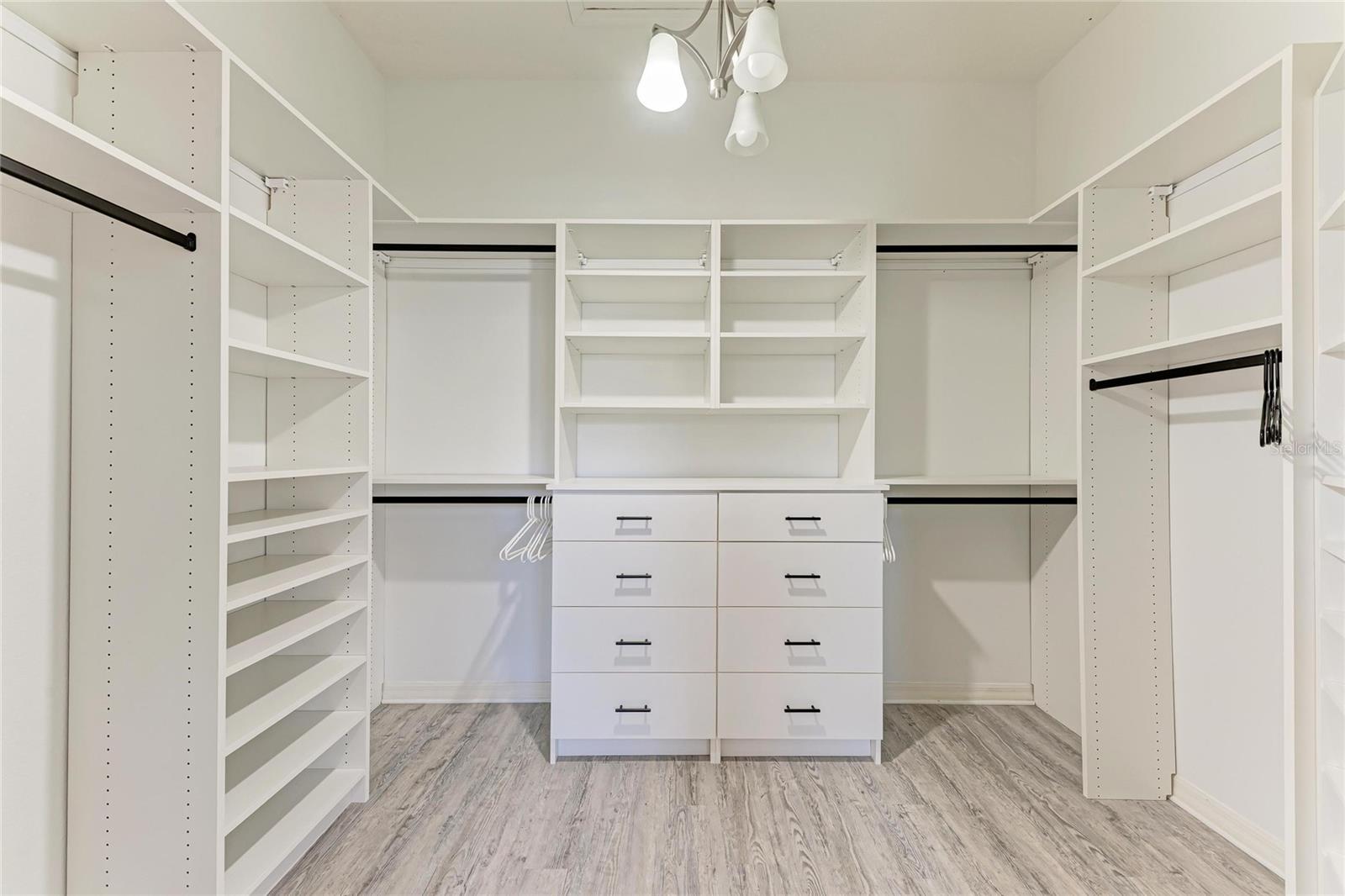 Image 29 of 53 For 6726 Hickory Hammock Circle