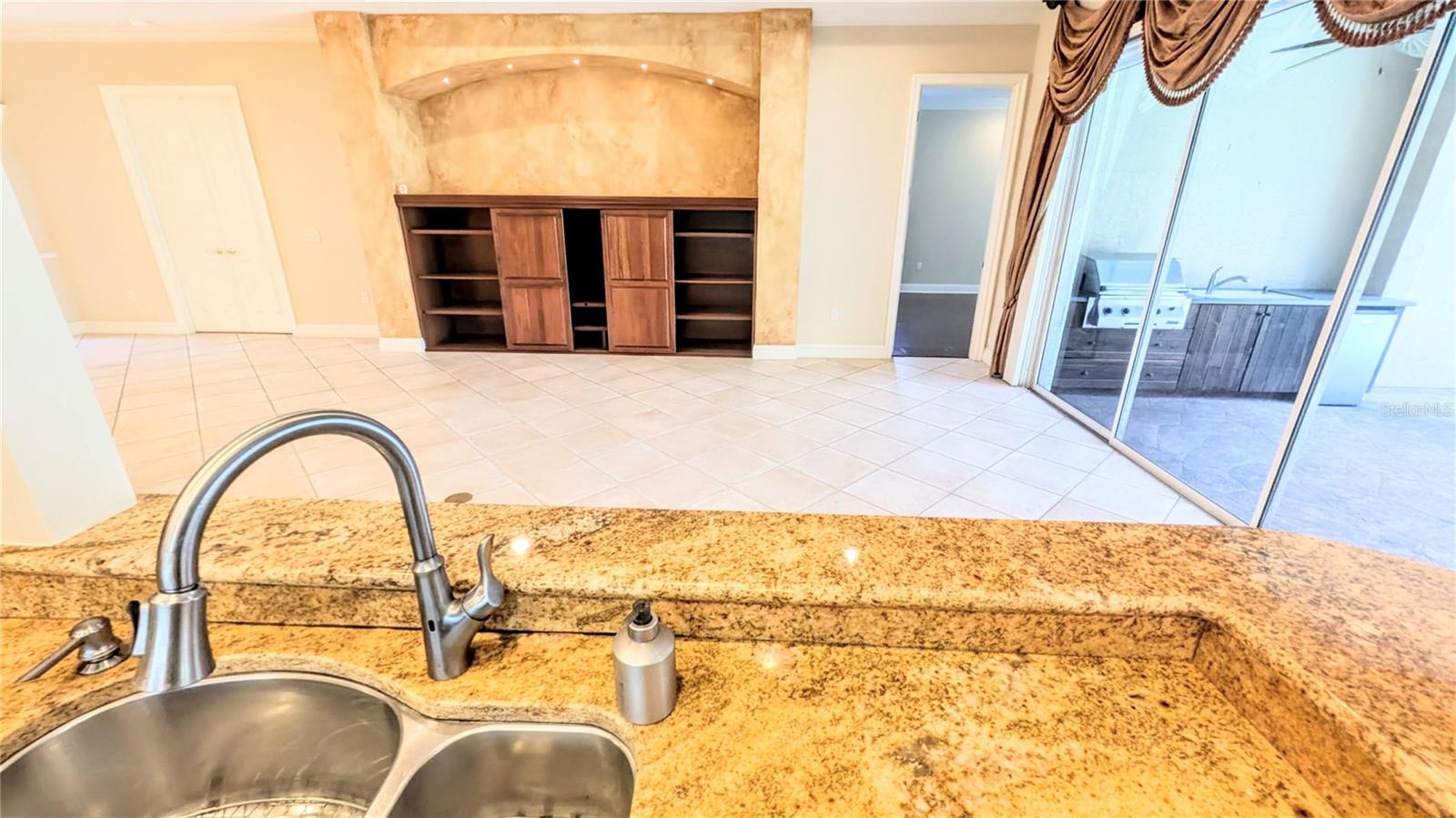 Image 13 of 48 For 124 Turquoise Lane