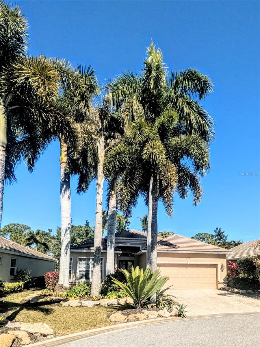 Image 2 of 48 For 124 Turquoise Lane