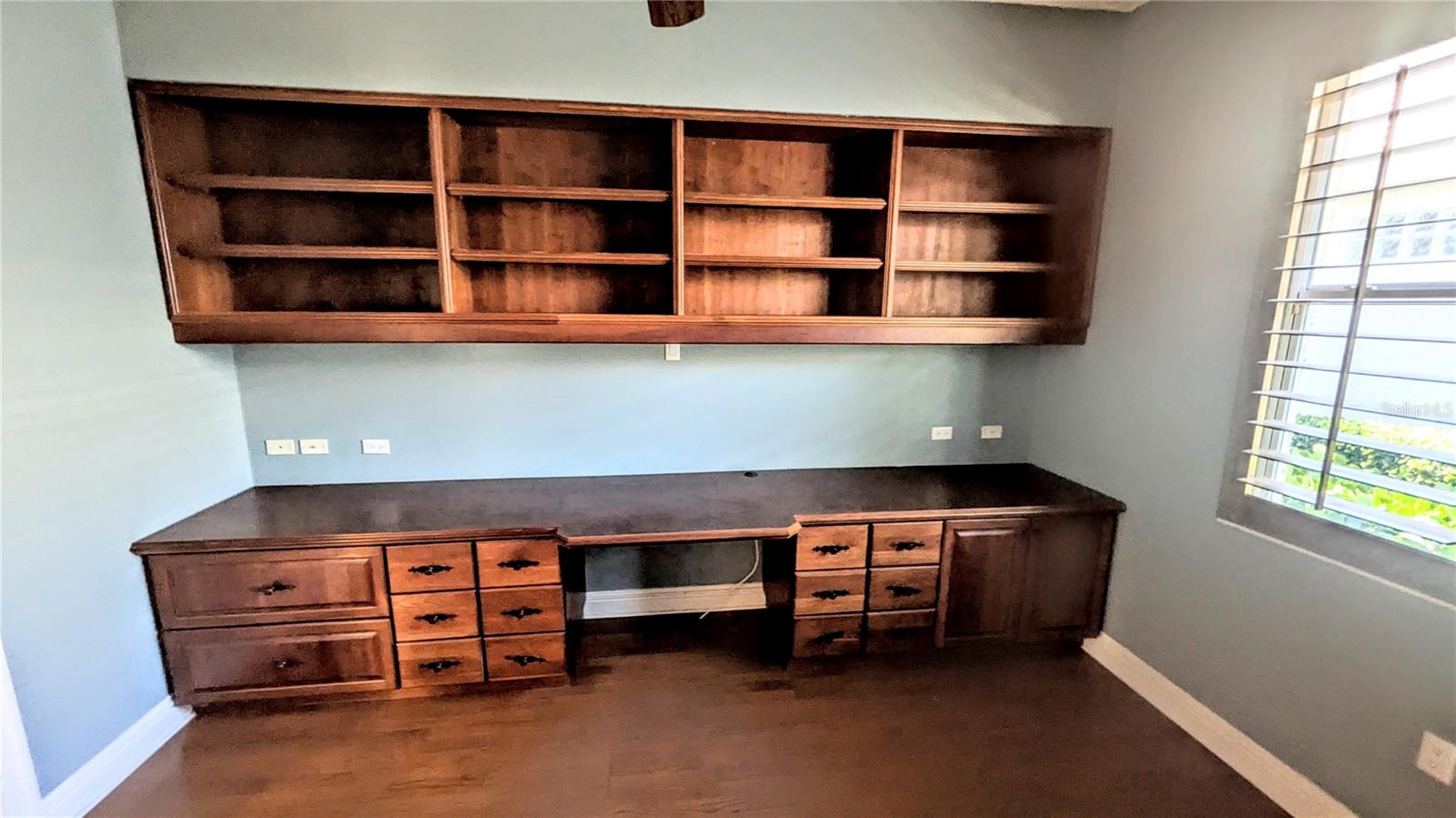 Image 35 of 48 For 124 Turquoise Lane