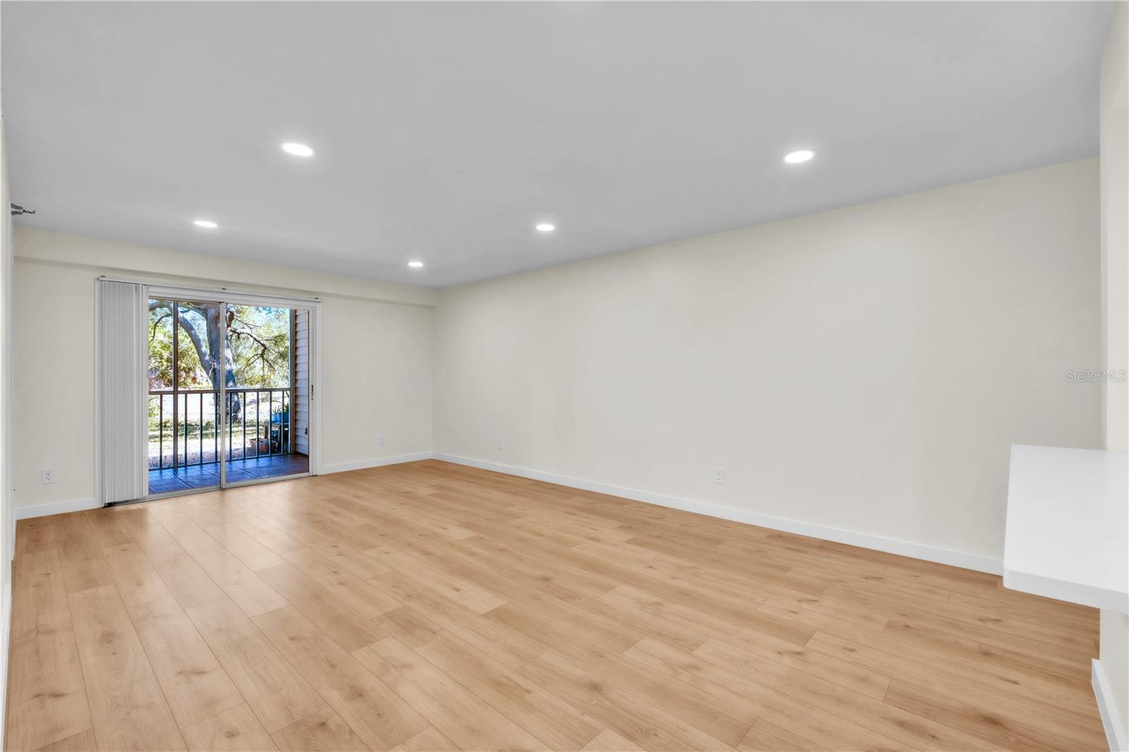 Image 10 of 26 For 6304 Pointe West Boulevard A107