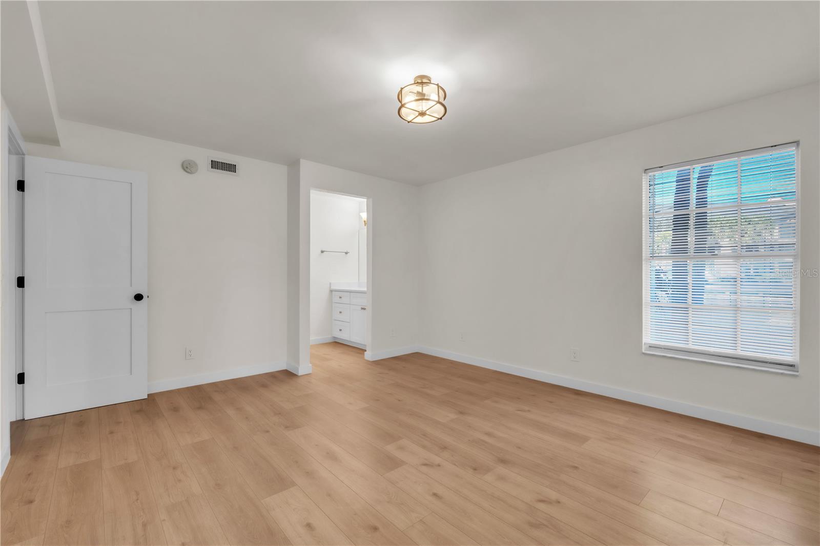 Image 11 of 26 For 6304 Pointe West Boulevard A107