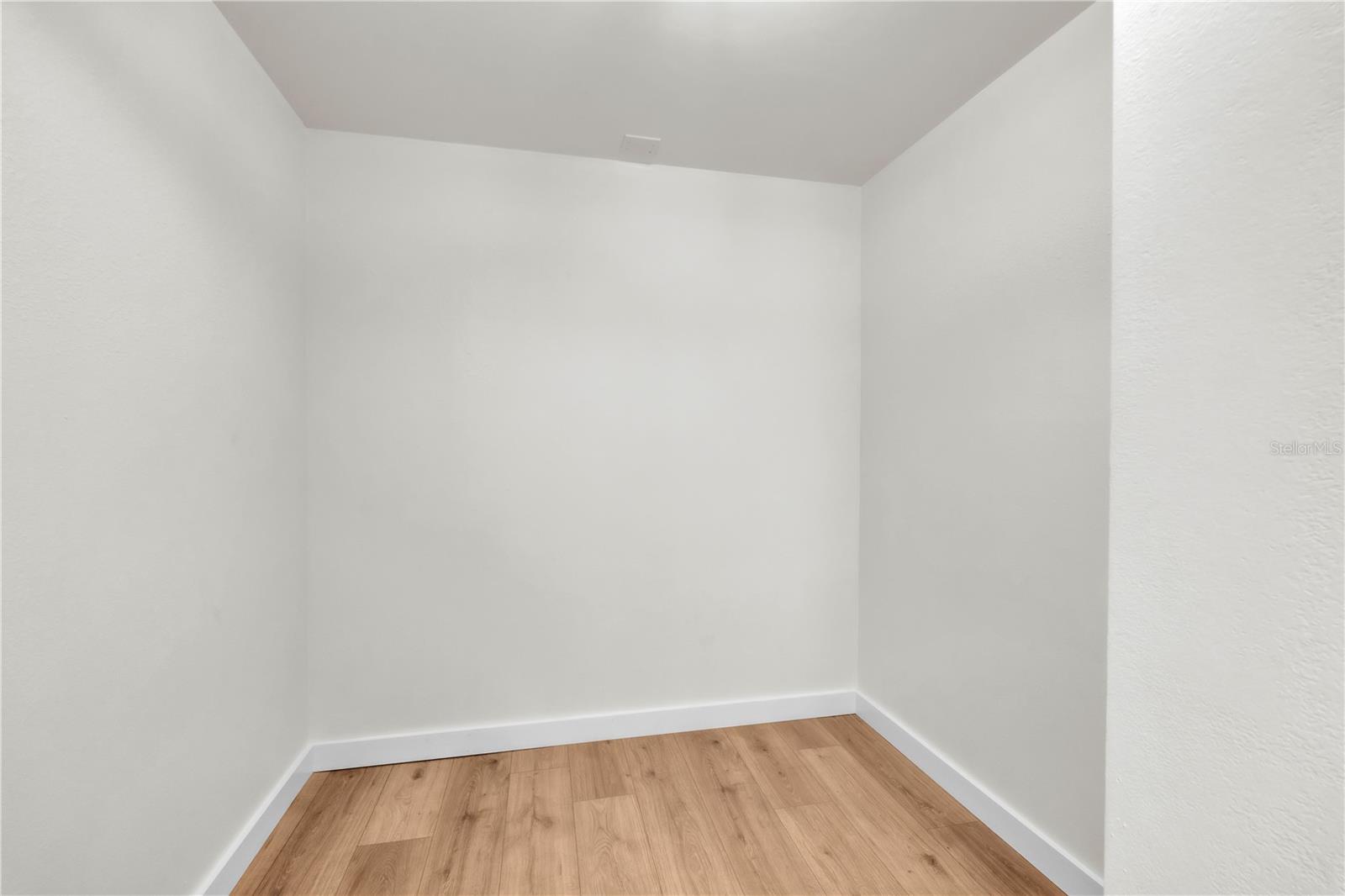 Image 14 of 26 For 6304 Pointe West Boulevard A107