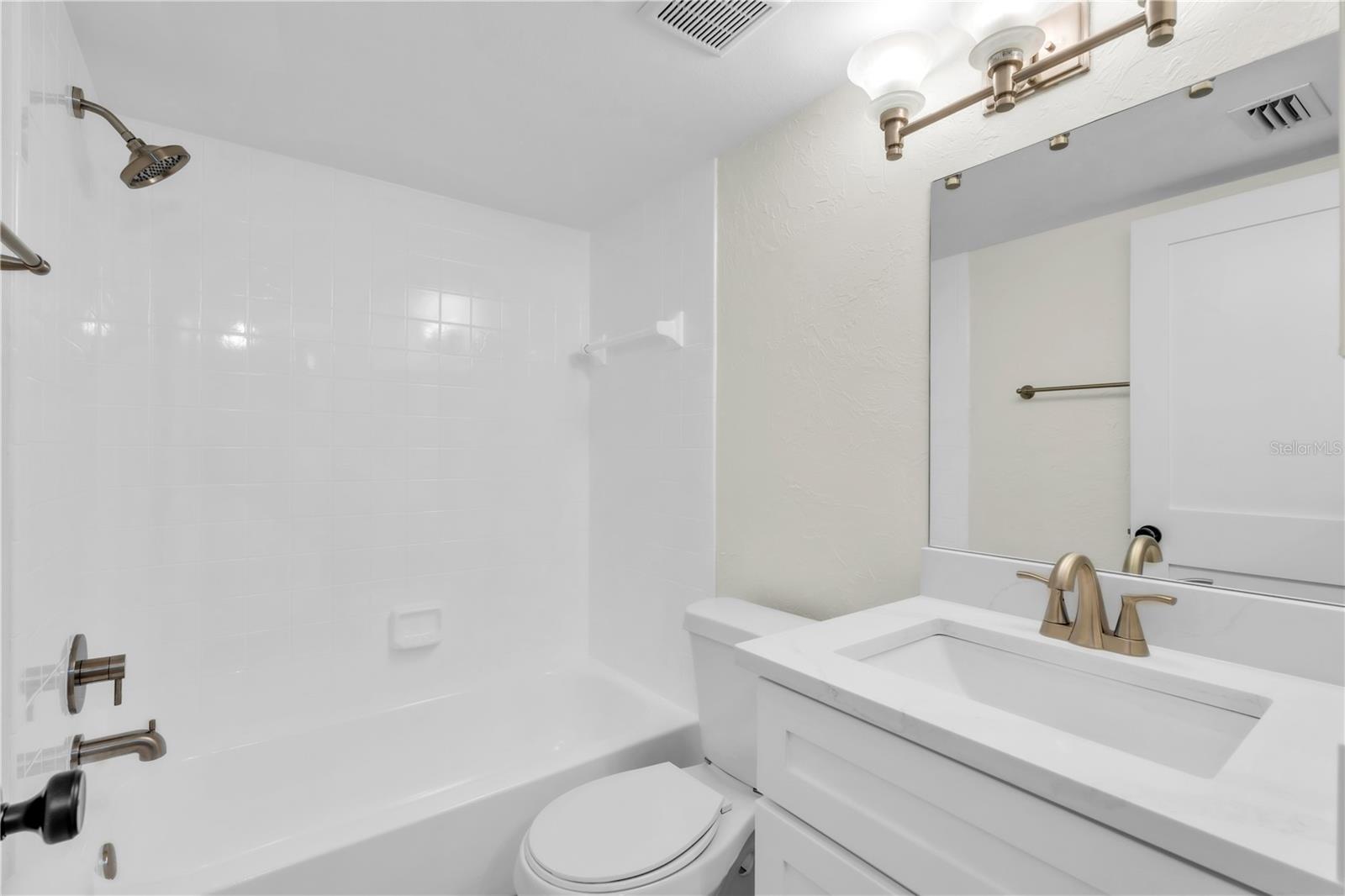 Image 19 of 26 For 6304 Pointe West Boulevard A107