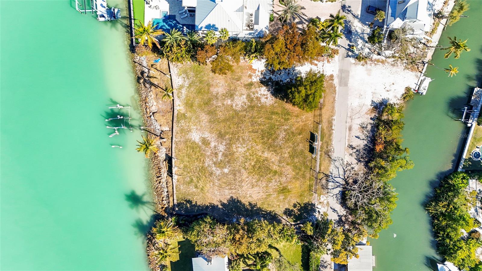 Listing photo id 14 for 3550 Bayou Louise Lane