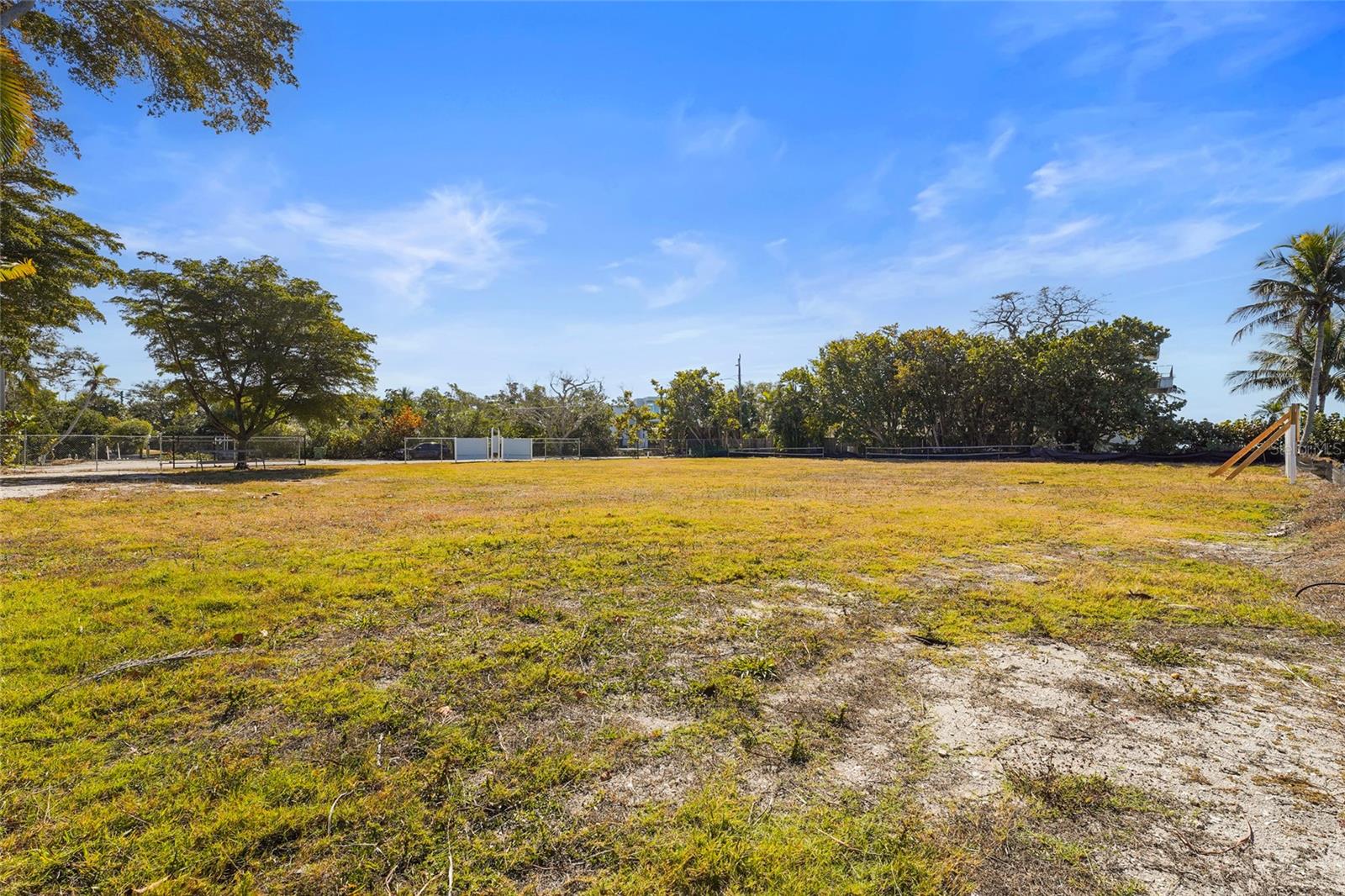 Listing photo id 18 for 3550 Bayou Louise Lane