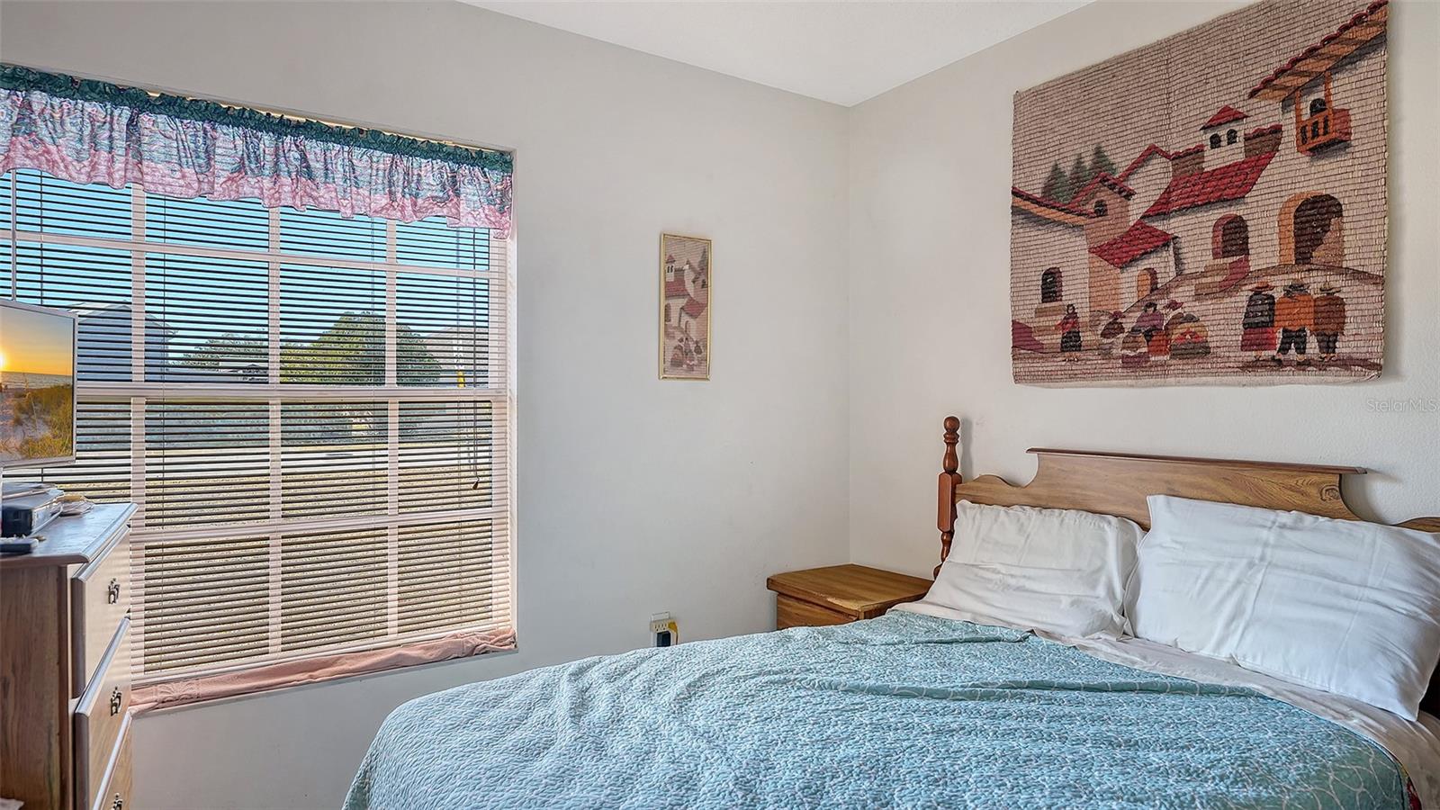 Image 31 of 41 For 3226 6th Avenue W