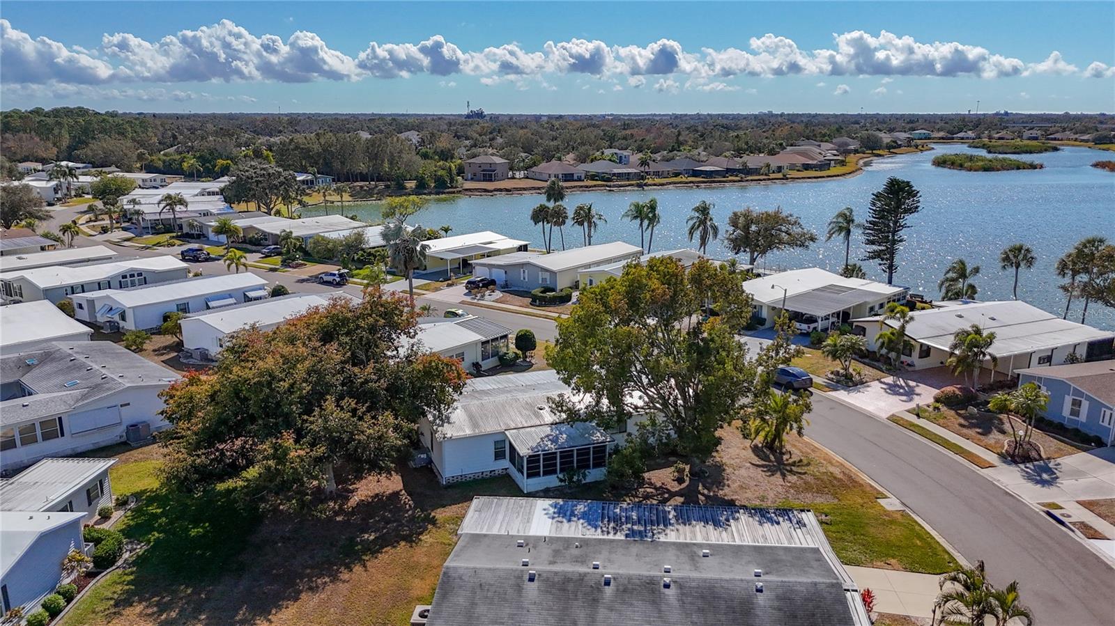 Image 21 of 27 For 8430 Imperial Lake Circle