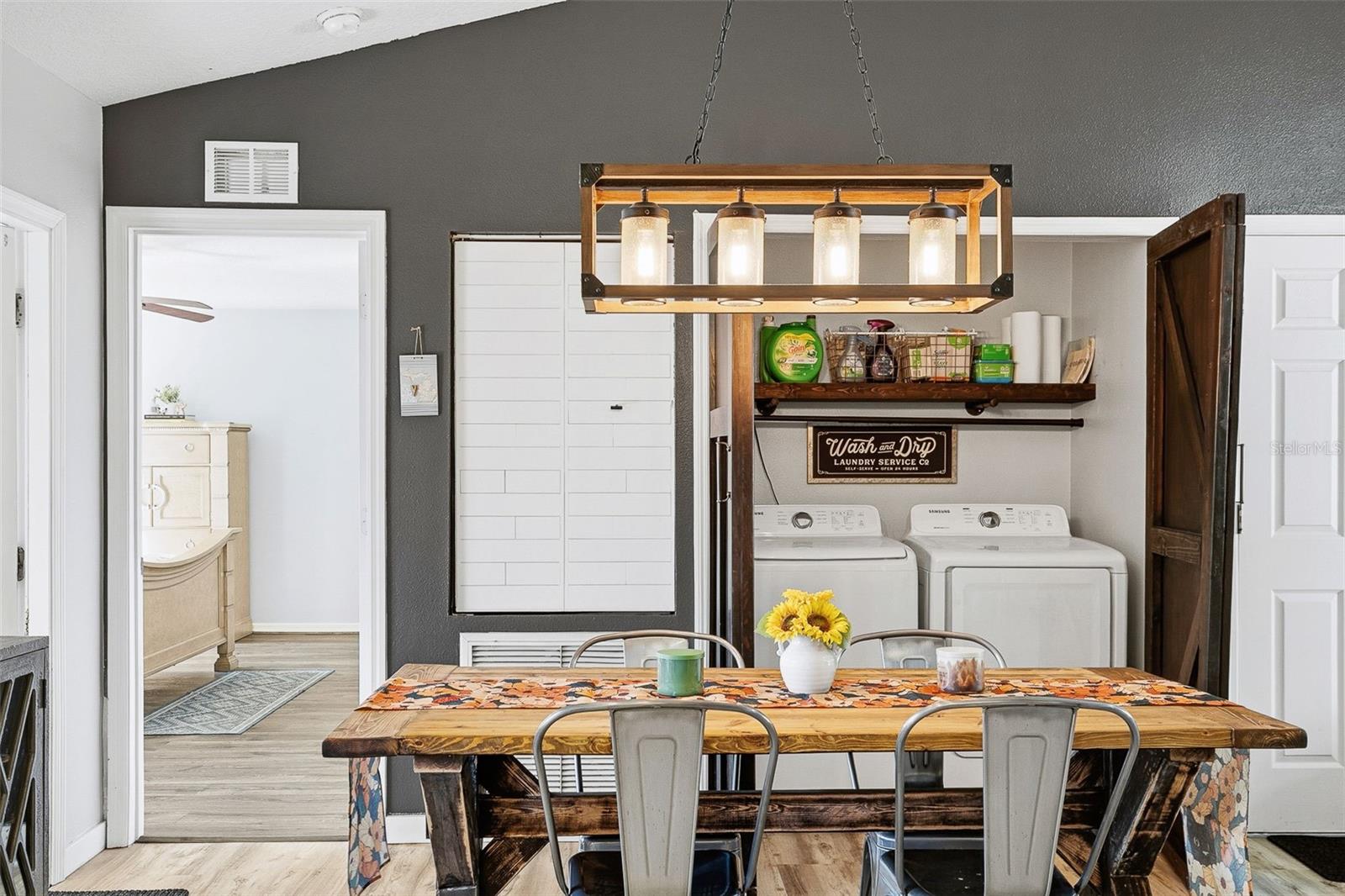 Image 10 of 31 For 2116 30th Avenue E