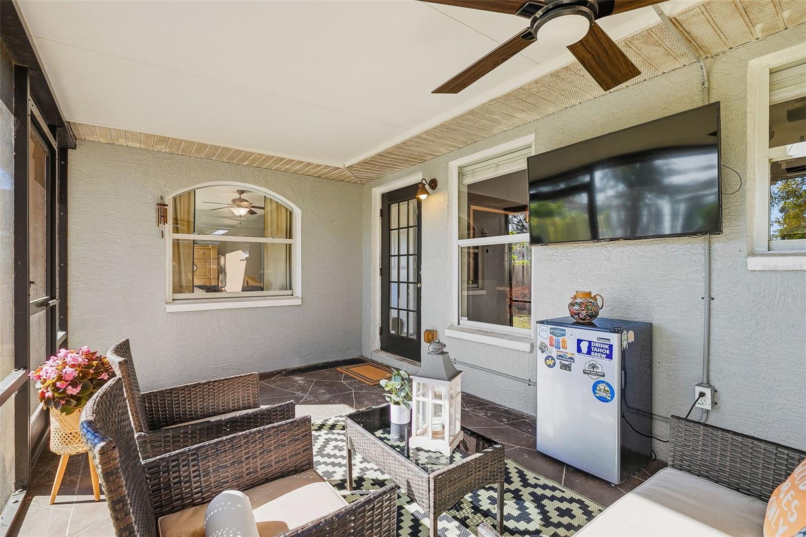 Image 27 of 31 For 2116 30th Avenue E