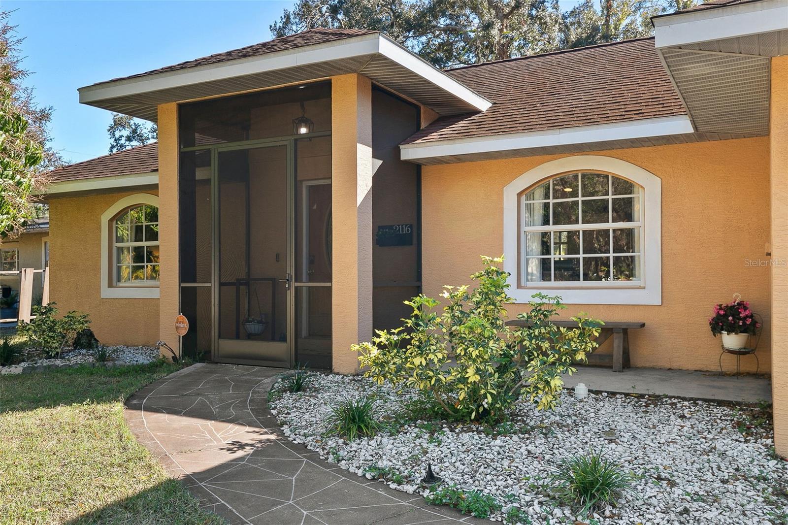 Image 3 of 31 For 2116 30th Avenue E