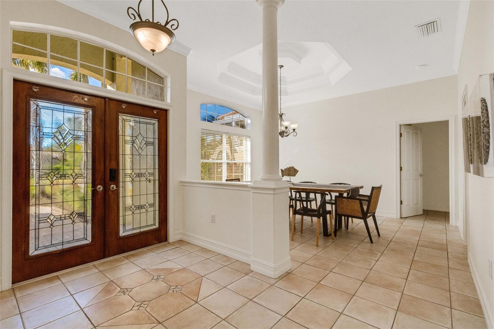 Image 3 of 52 For 4801 Edgemont Court