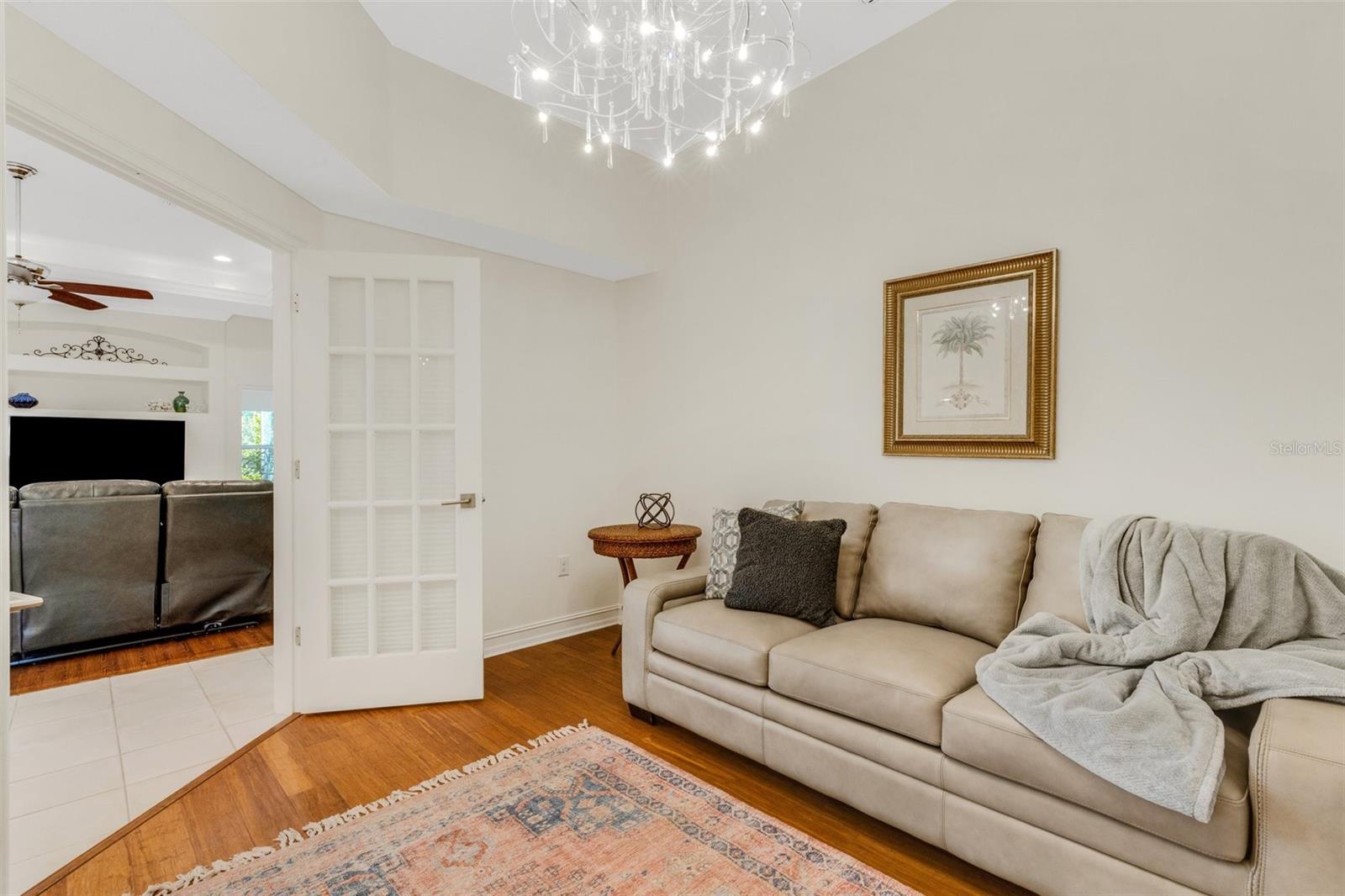 Image 38 of 52 For 4801 Edgemont Court