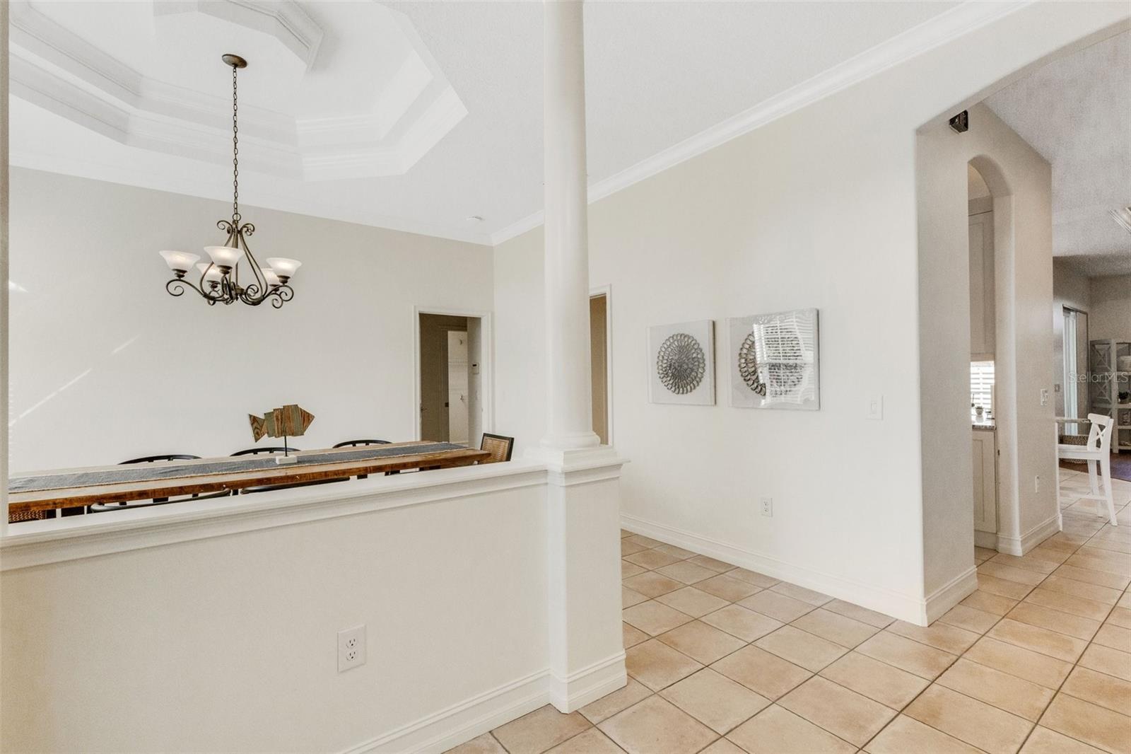 Image 5 of 52 For 4801 Edgemont Court