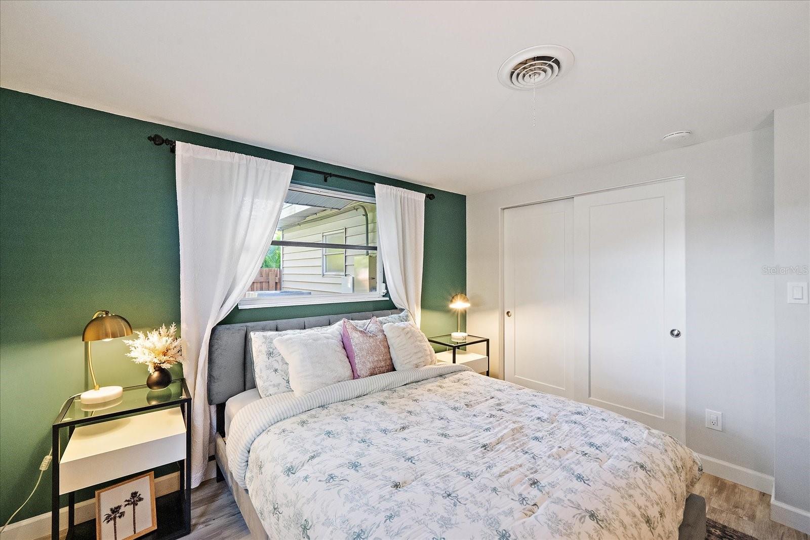 Image 24 of 61 For 2438 Wisteria Street