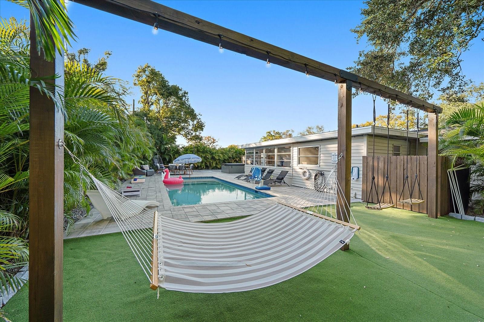 Image 38 of 61 For 2438 Wisteria Street