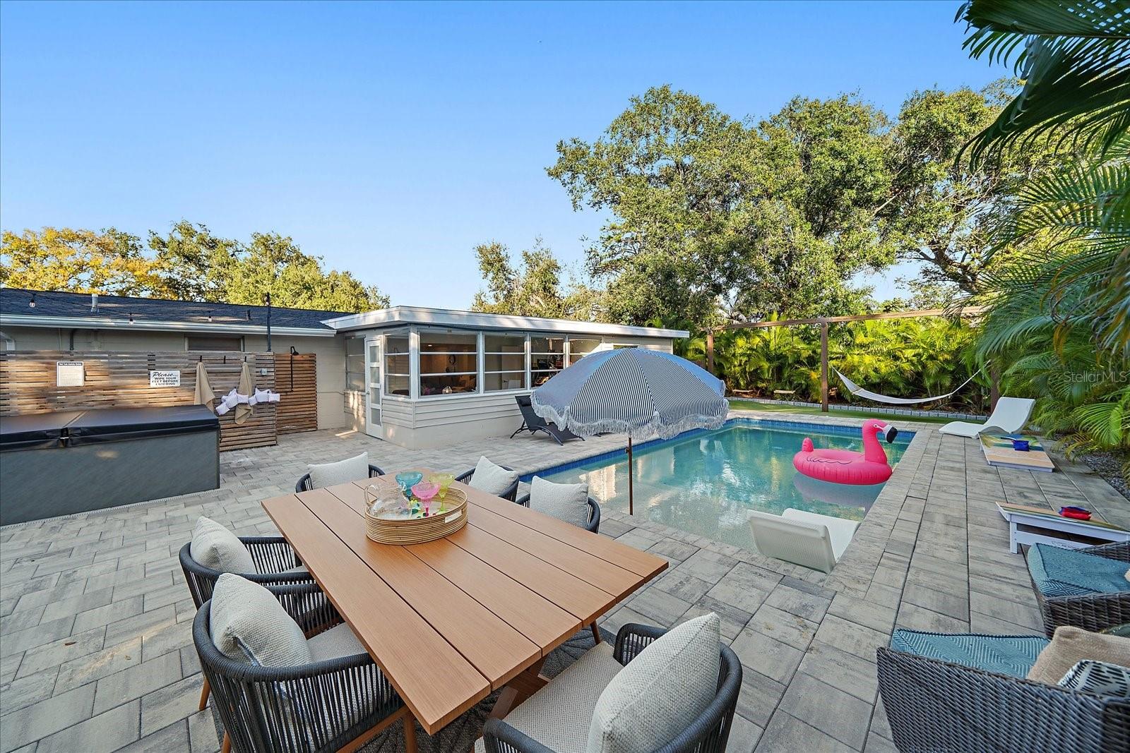 Image 40 of 61 For 2438 Wisteria Street