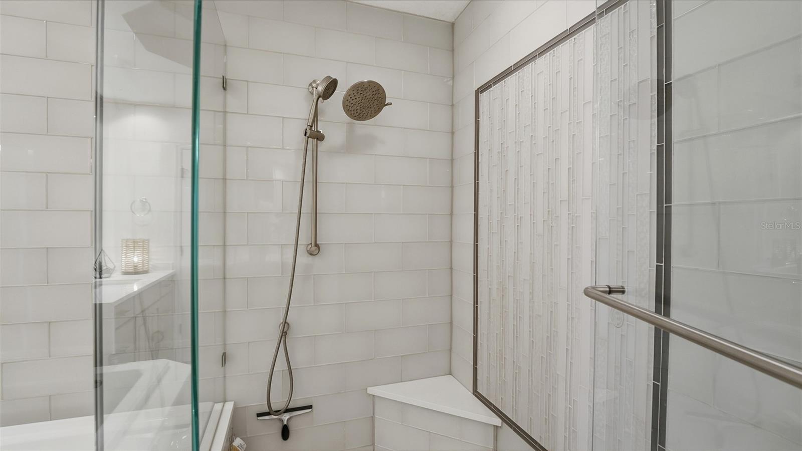 Image 32 of 98 For 6340 Watercrest Way 301