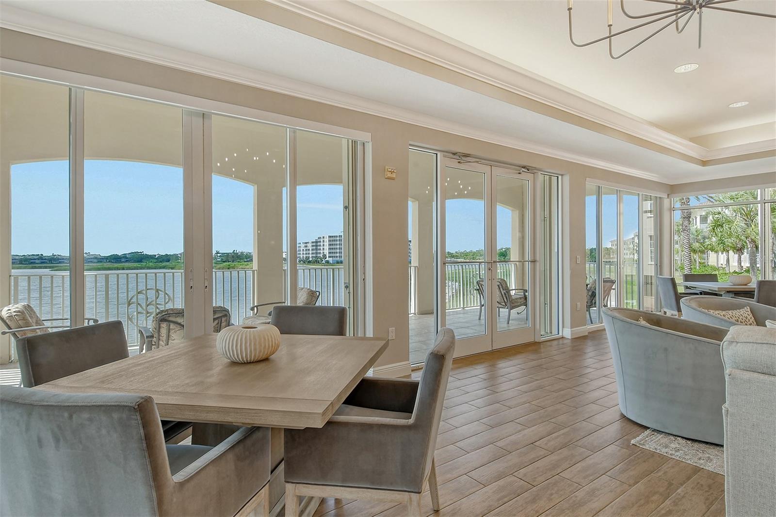 Image 64 of 98 For 6340 Watercrest Way 301