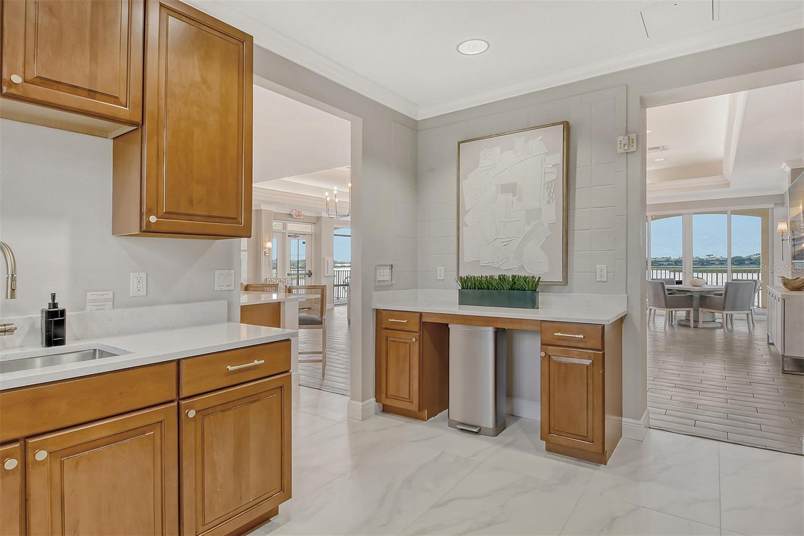 Image 71 of 98 For 6340 Watercrest Way 301