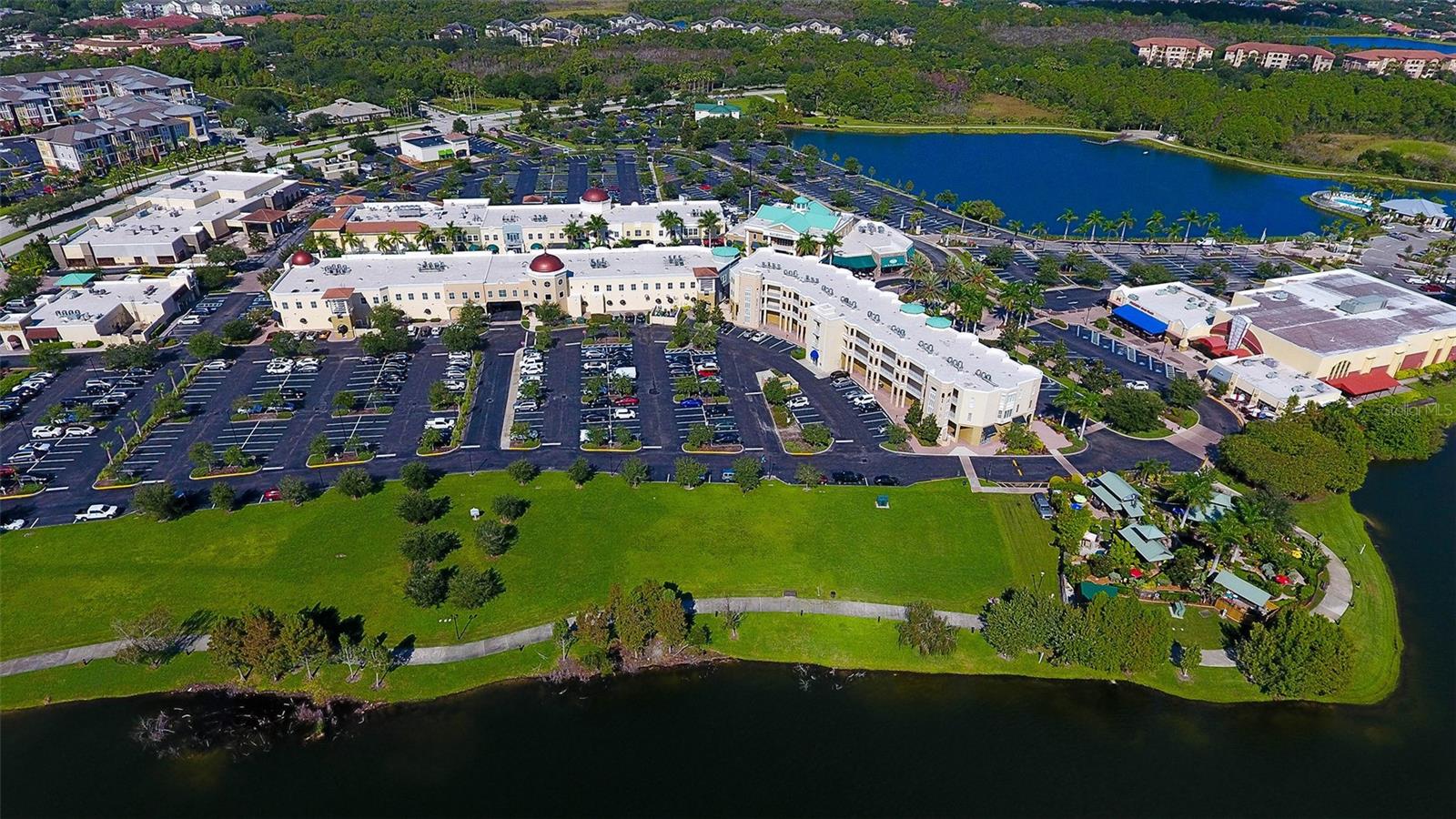 Image 91 of 98 For 6340 Watercrest Way 301