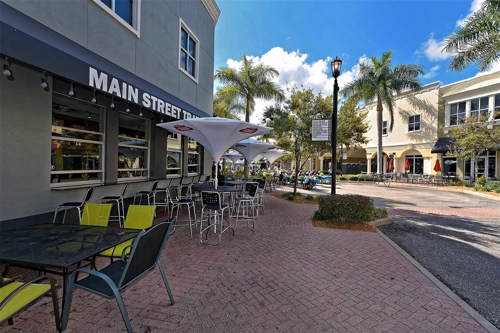 Image 95 of 98 For 6340 Watercrest Way 301