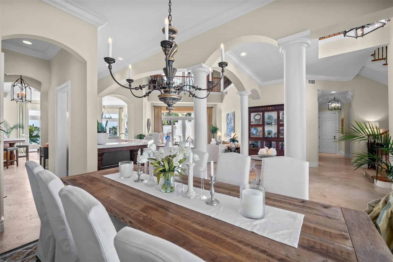 Listing photo id 10 for 1394 Harbor Drive