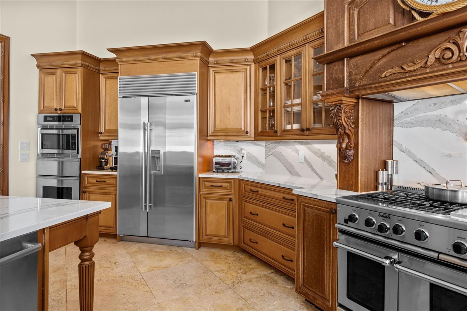 Listing photo id 23 for 1394 Harbor Drive