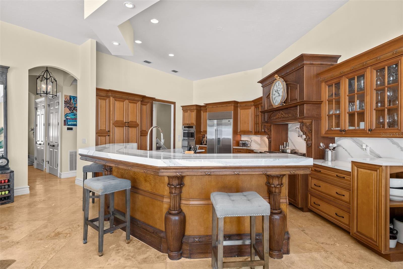 Listing photo id 24 for 1394 Harbor Drive