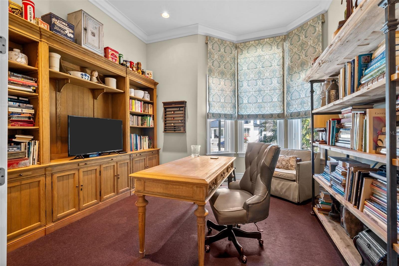 Listing photo id 38 for 1394 Harbor Drive