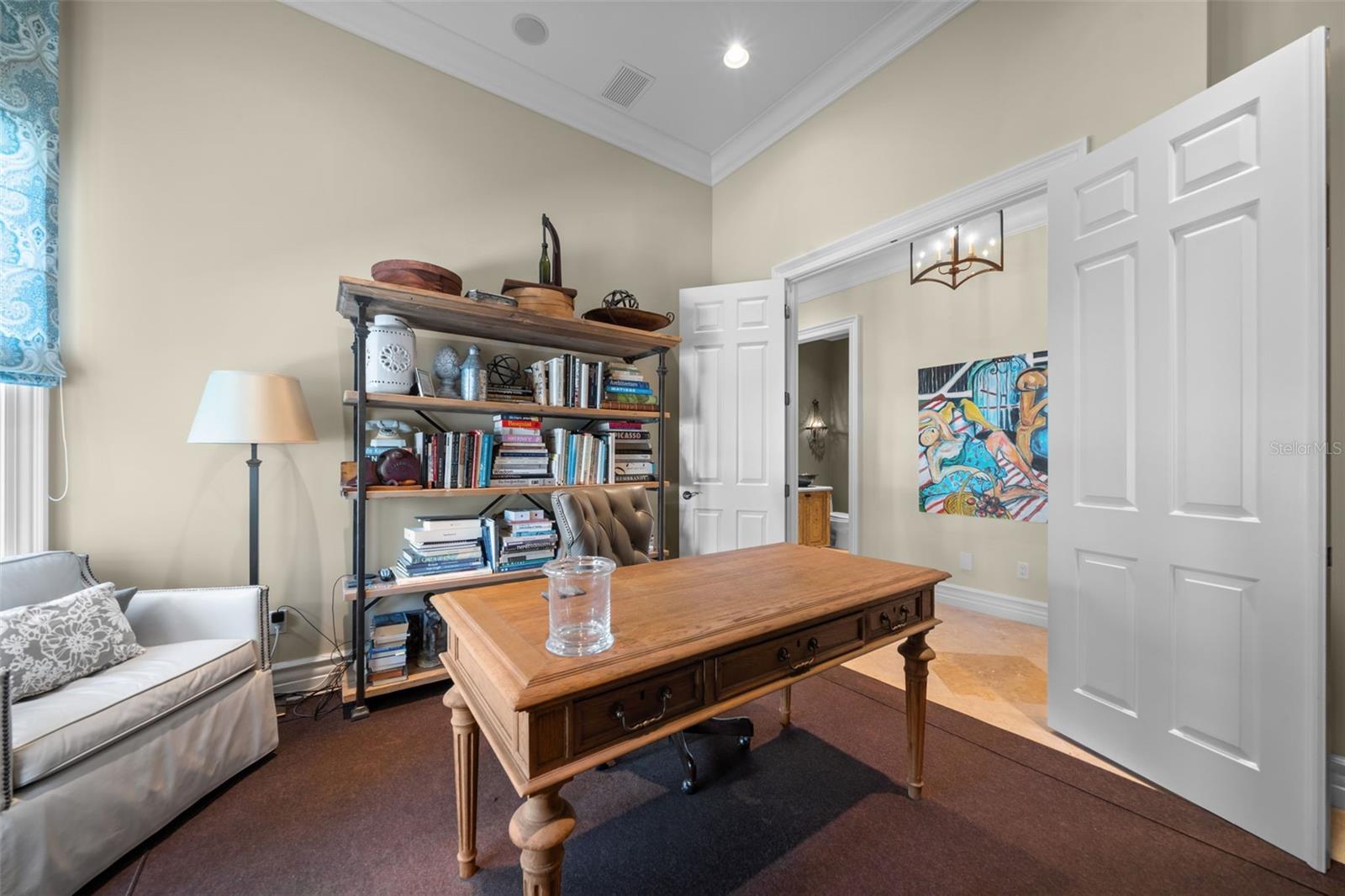 Listing photo id 39 for 1394 Harbor Drive