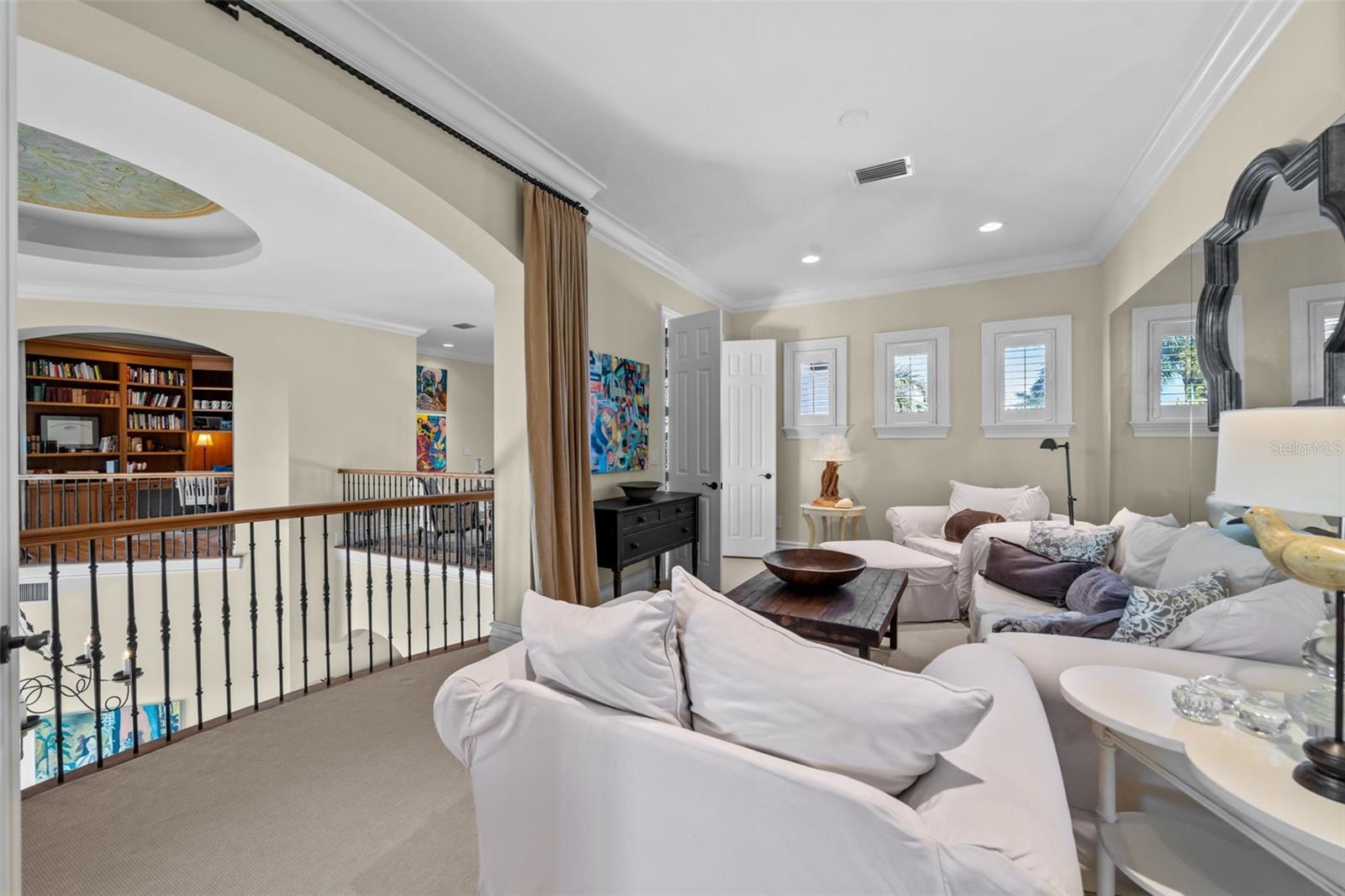 Listing photo id 42 for 1394 Harbor Drive