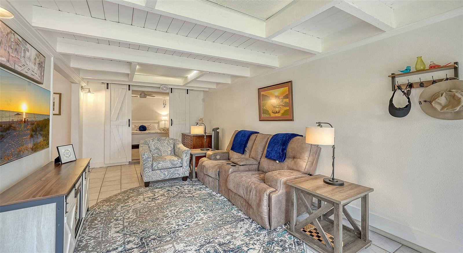 Image 17 of 56 For 7547 Silver Fern Boulevard 54