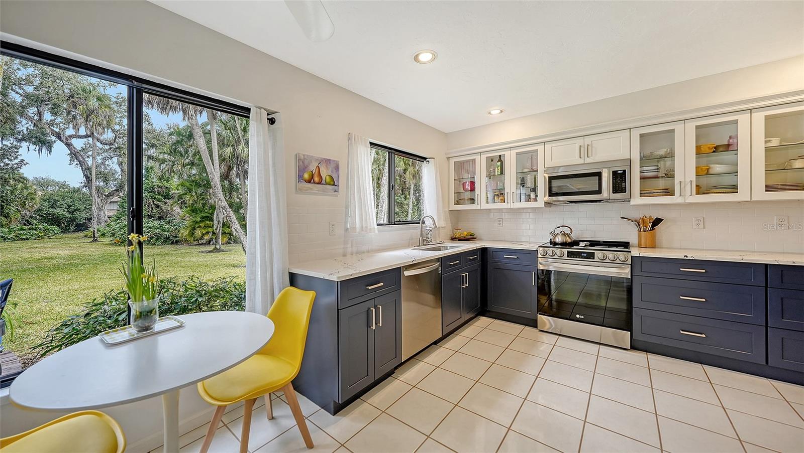 Image 20 of 56 For 7547 Silver Fern Boulevard 54