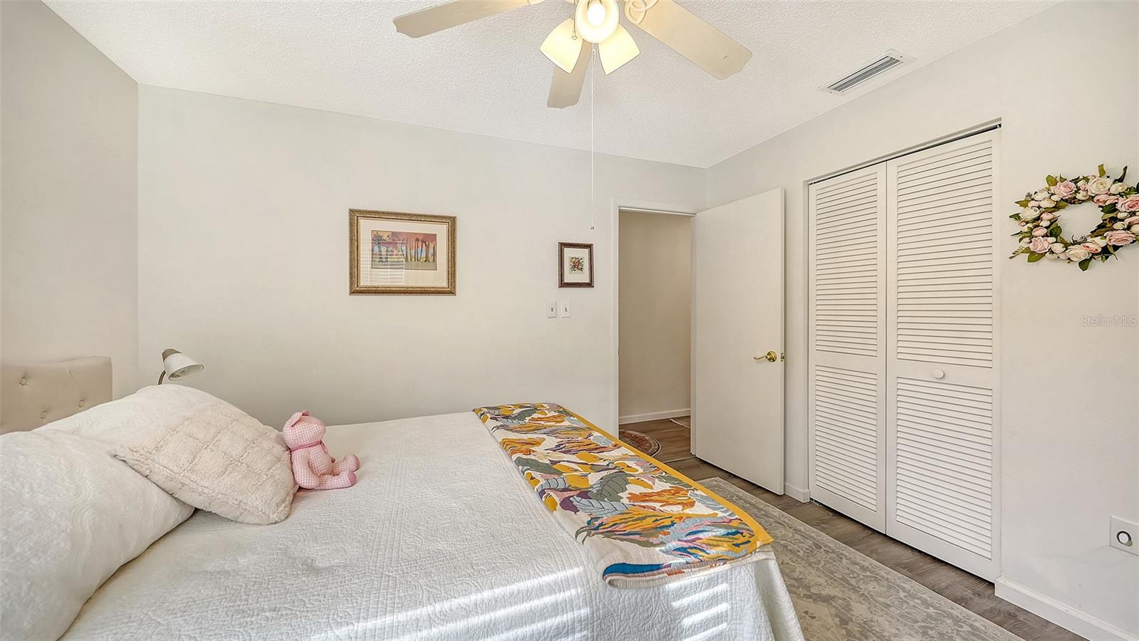 Image 38 of 56 For 7547 Silver Fern Boulevard 54