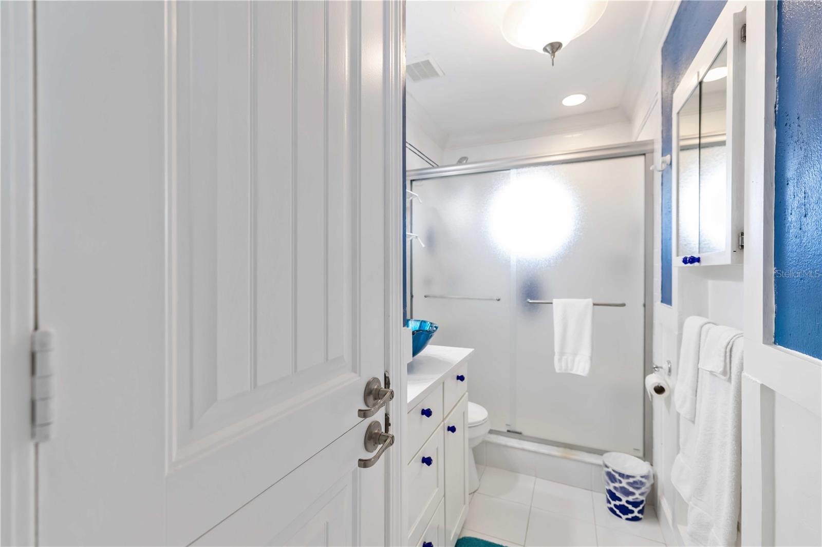 Image 11 of 23 For 111 9th Street N