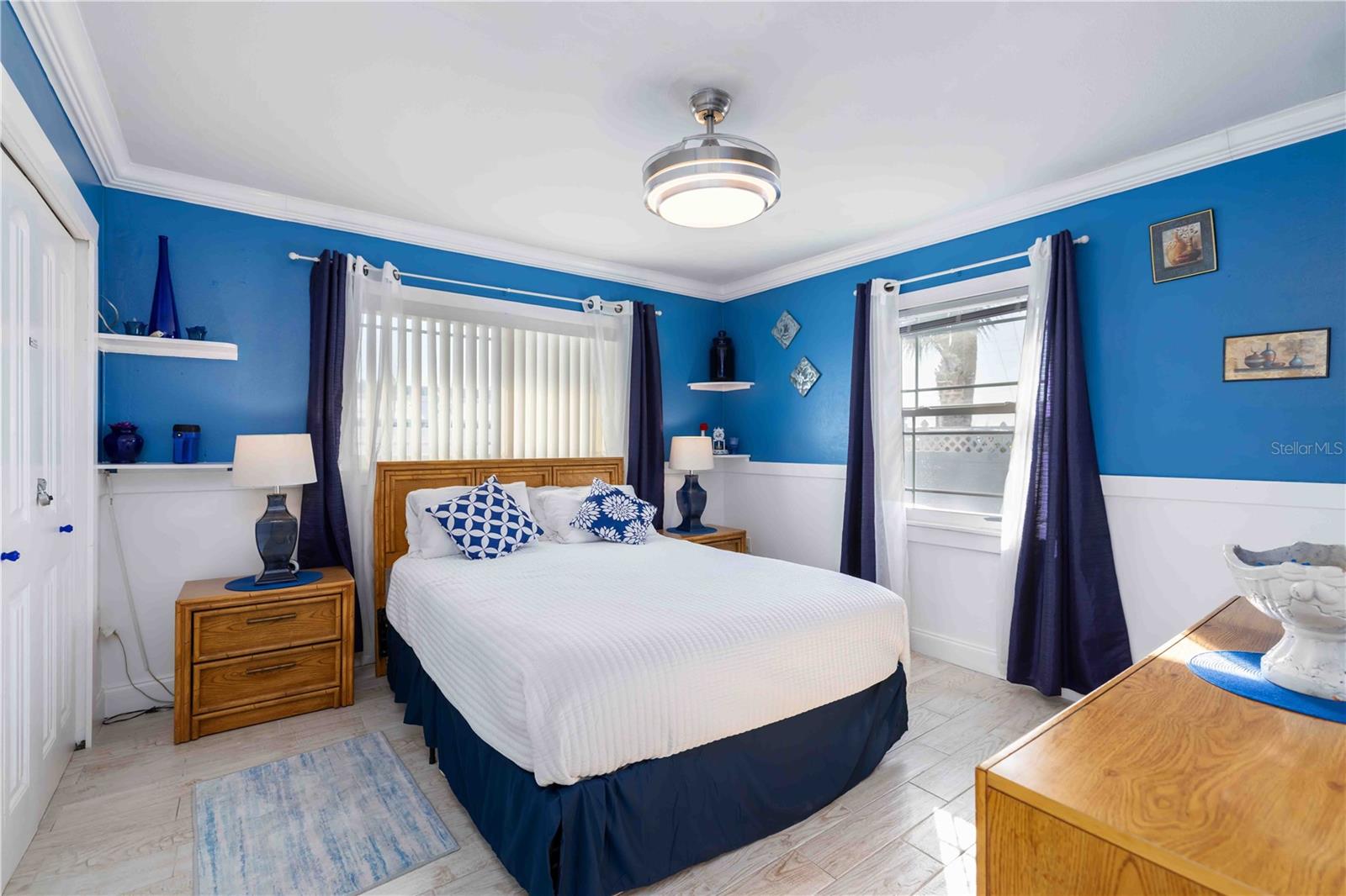 Image 13 of 23 For 111 9th Street N