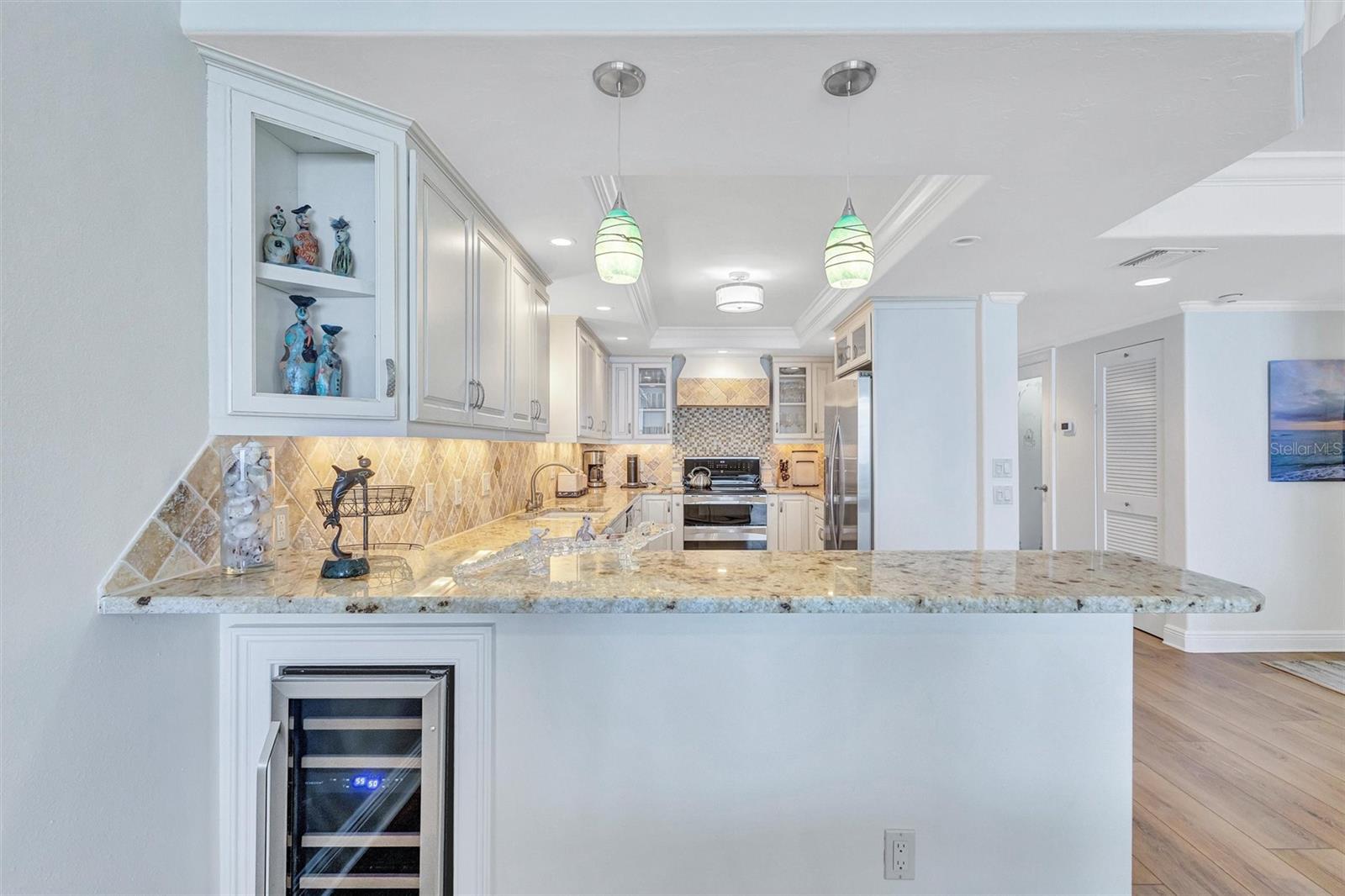 Listing photo id 8 for 1212 Benjamin Franklin Drive 1001