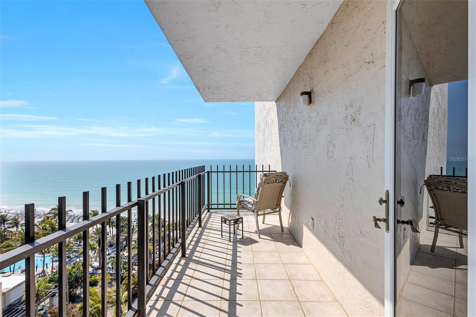 Listing photo id 31 for 1212 Benjamin Franklin Drive 1001