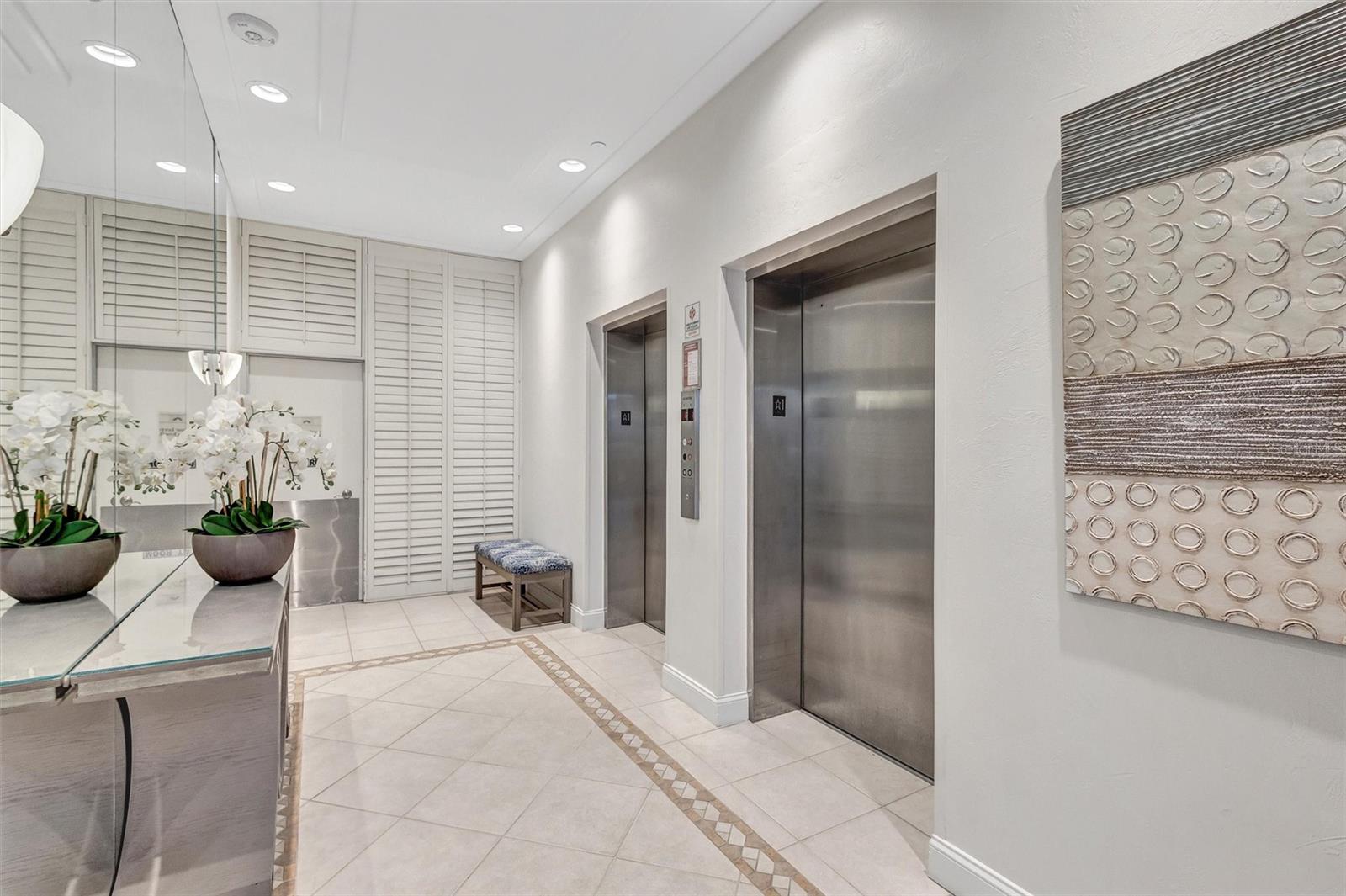 Listing photo id 46 for 1212 Benjamin Franklin Drive 1001