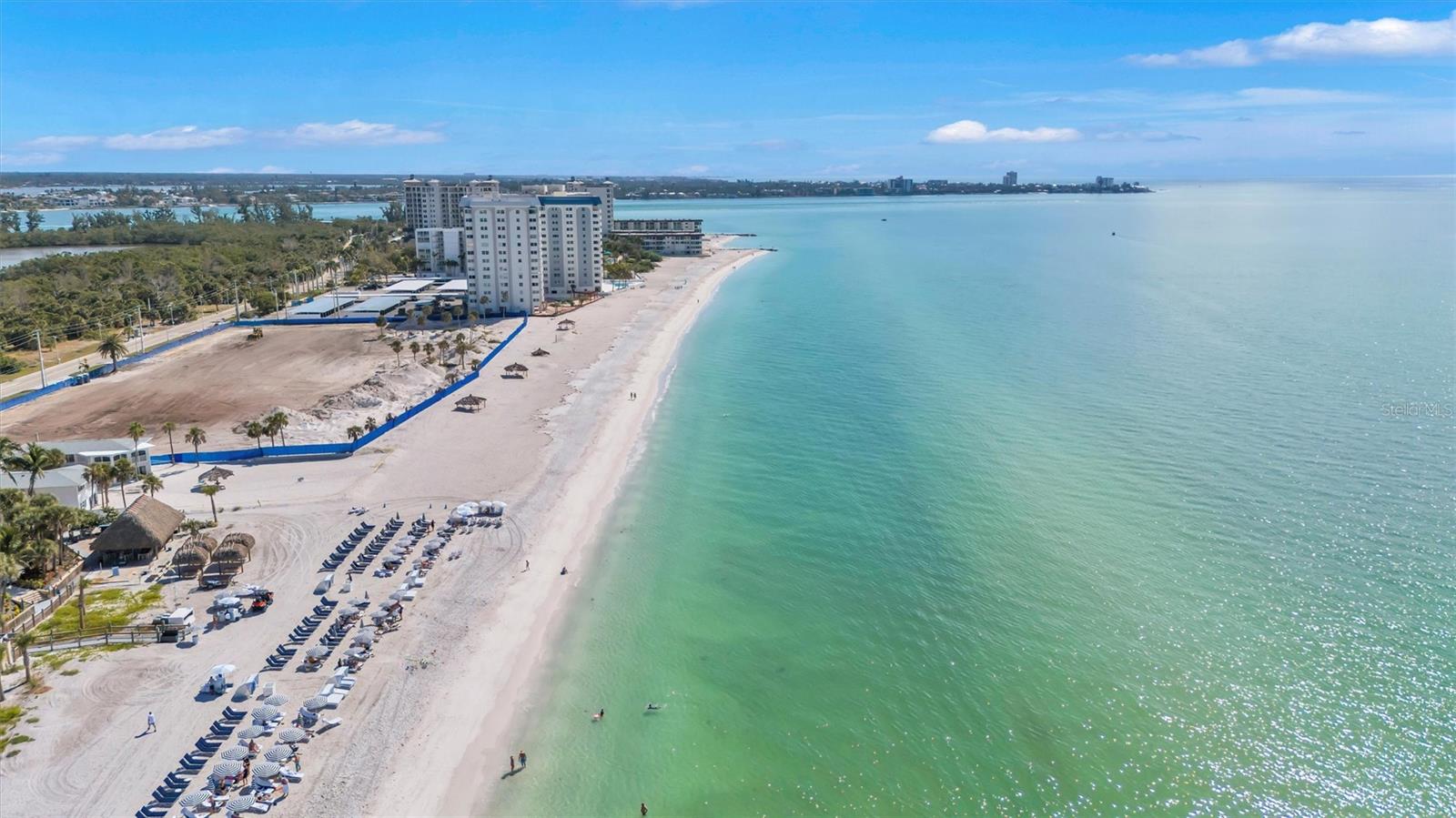 Listing photo id 49 for 1212 Benjamin Franklin Drive 1001