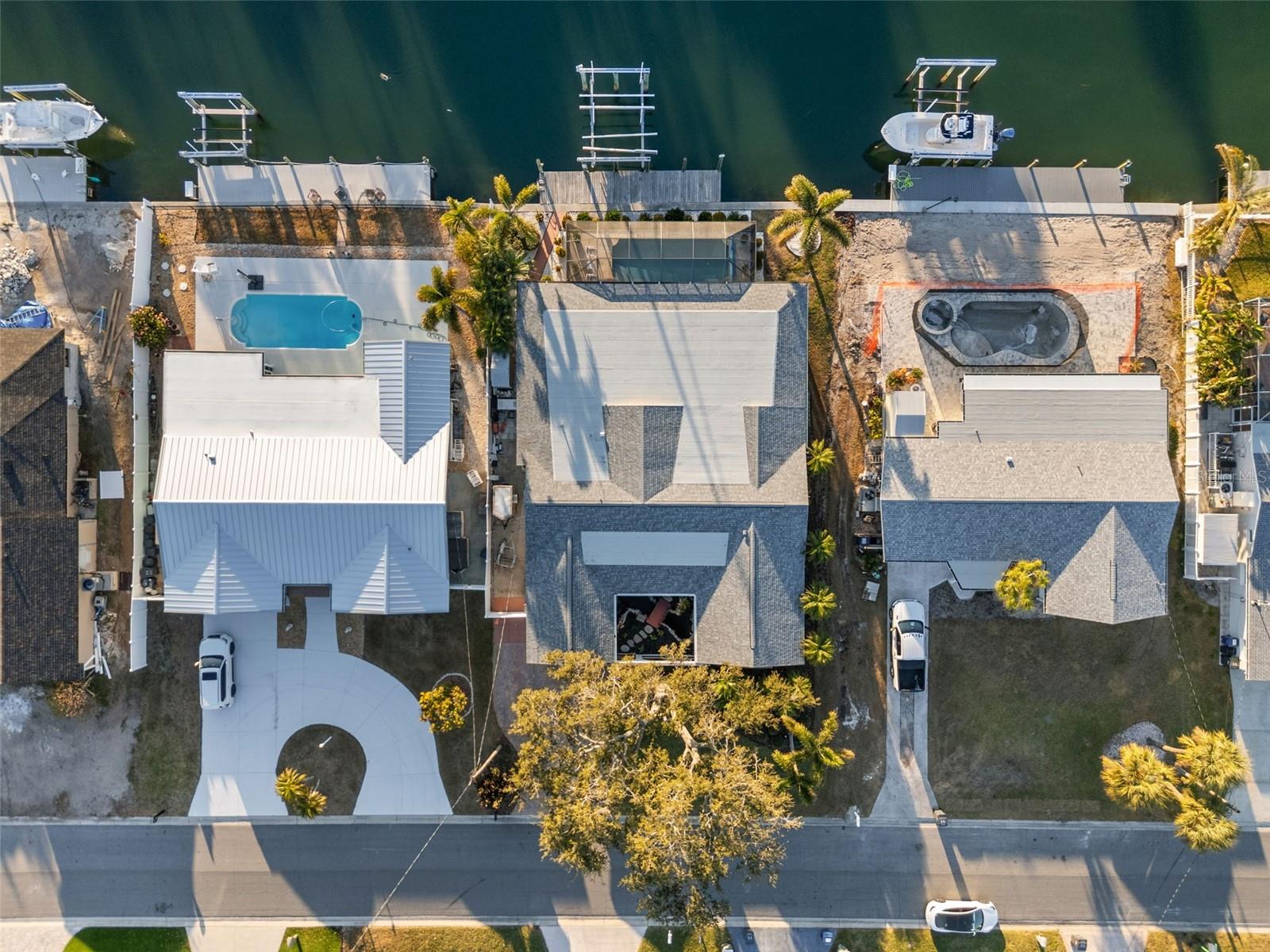 Image 57 of 63 For 4903 Commonwealth Road