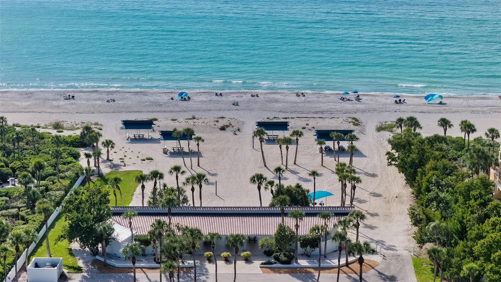 Listing photo id 44 for 2450 Harbourside Drive 234