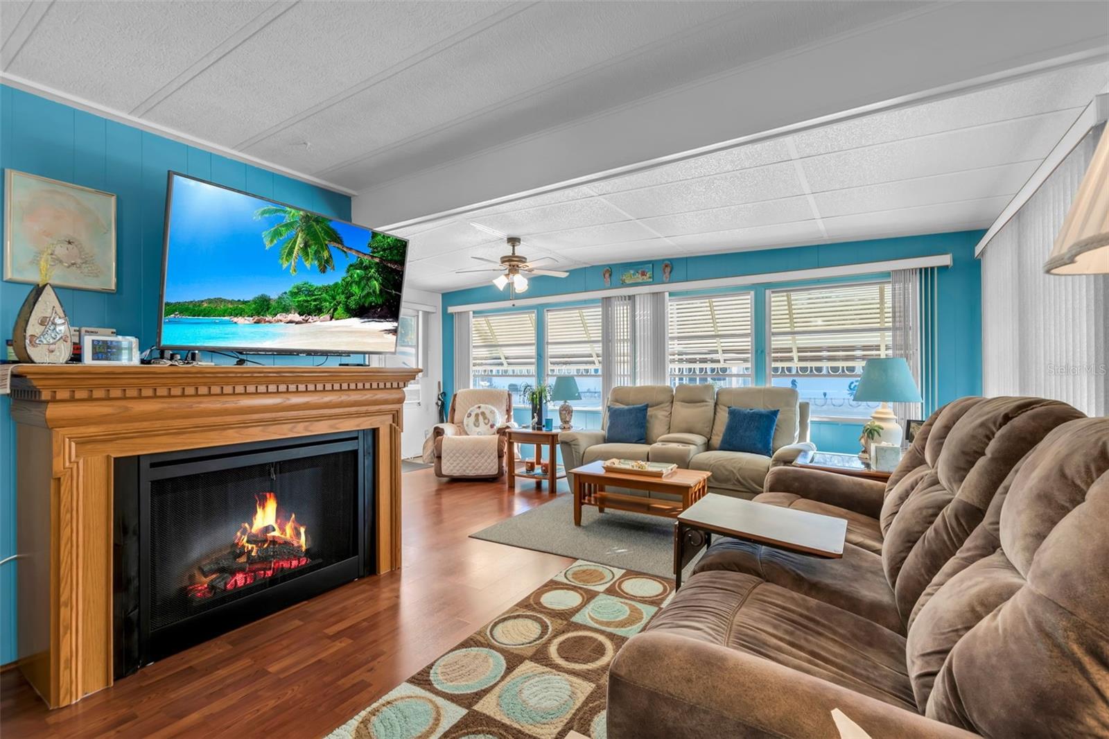 Image 10 of 50 For 5619 Bayshore Road 466