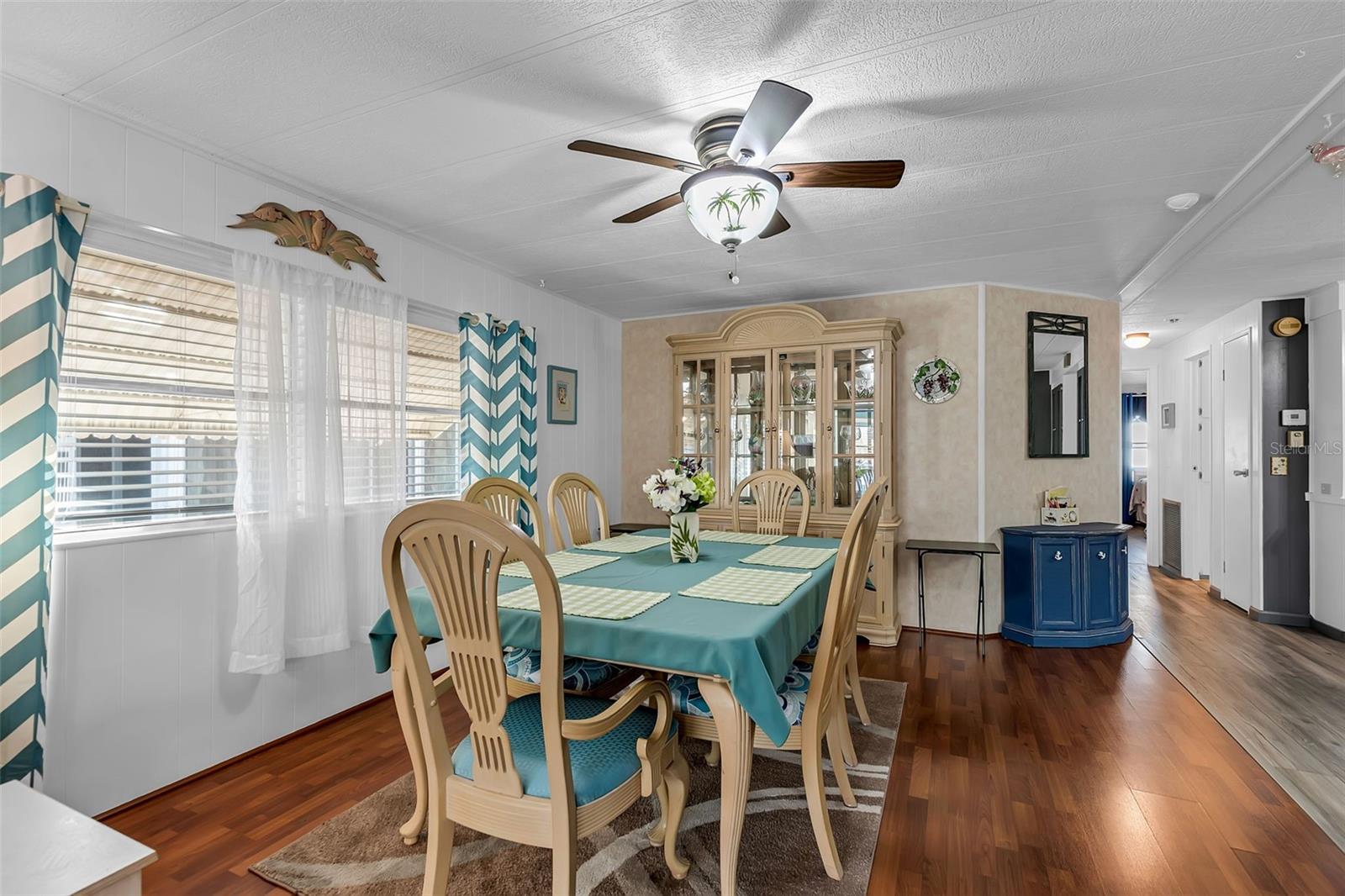 Image 12 of 50 For 5619 Bayshore Road 466