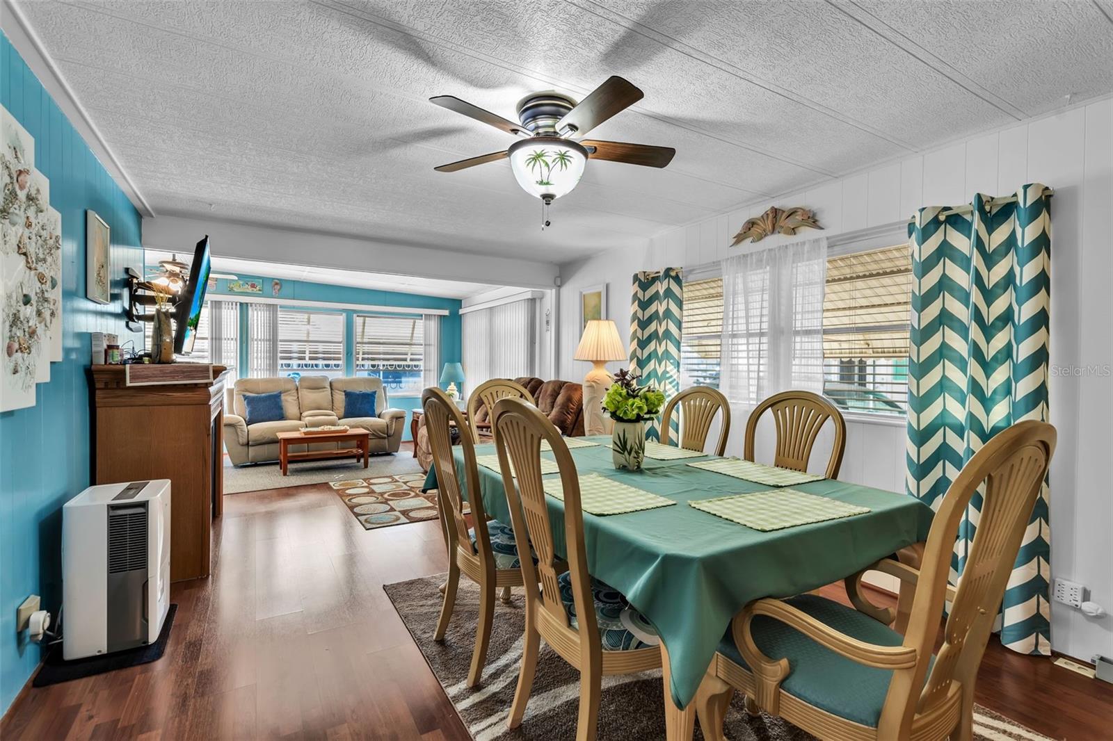 Image 13 of 50 For 5619 Bayshore Road 466