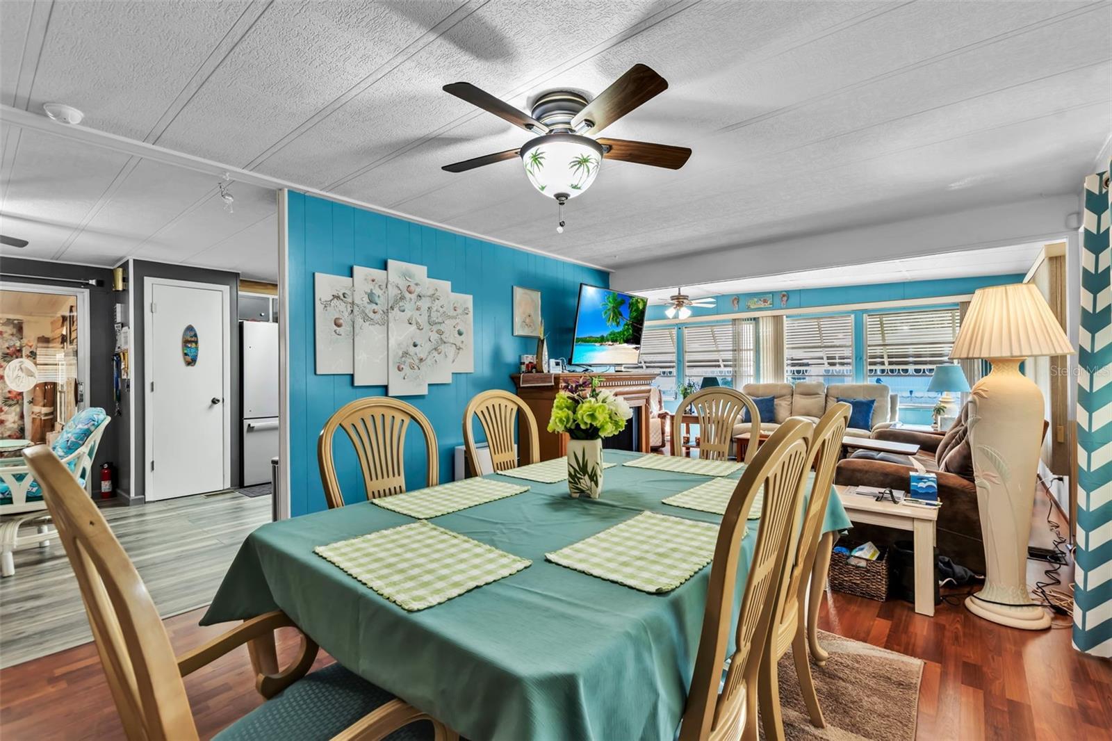 Image 14 of 50 For 5619 Bayshore Road 466