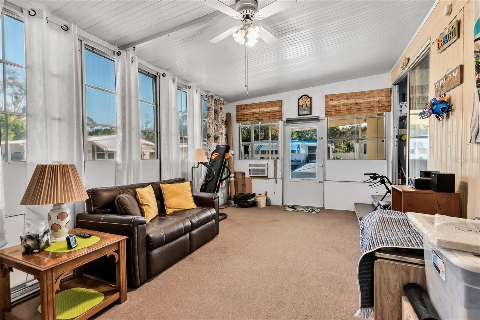 Image 40 of 50 For 5619 Bayshore Road 466